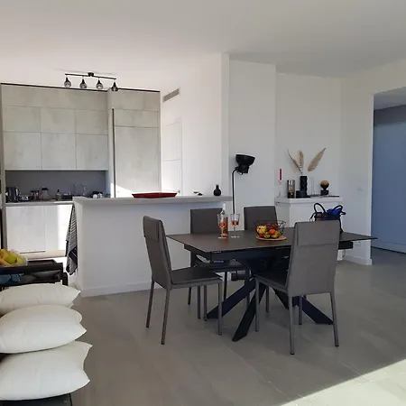 Laconsolate * ニース