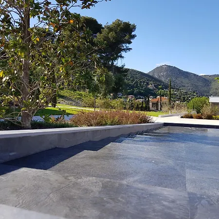 アパート Laconsolate