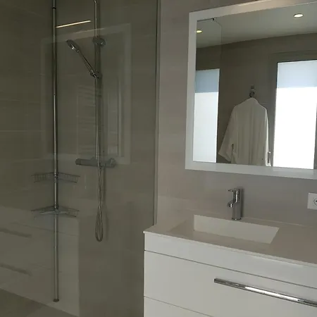 Laconsolate דירה *